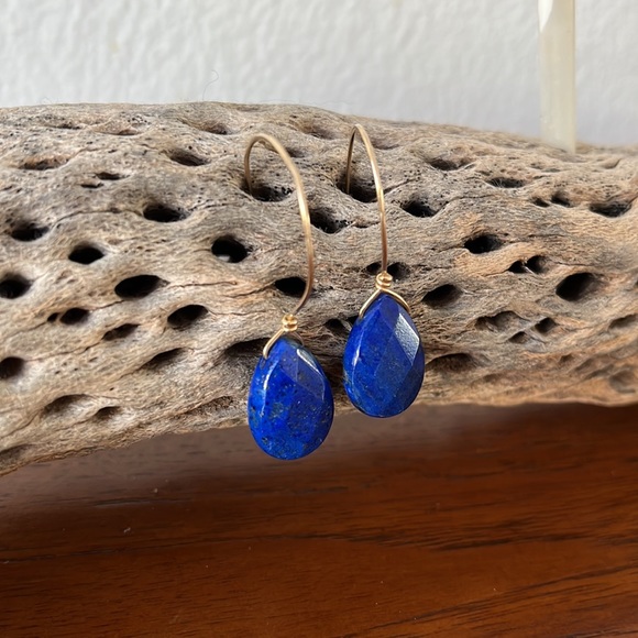 Hand crafted Lapis Lazuli Teardrop Earring - Picture 7 of 7